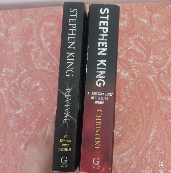 2 Stephen King Novels - Christine And Revival - Picture 4 of 5